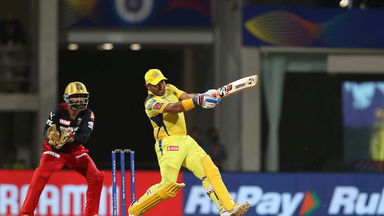 Robin Uthappa's red hot sixes in one over
