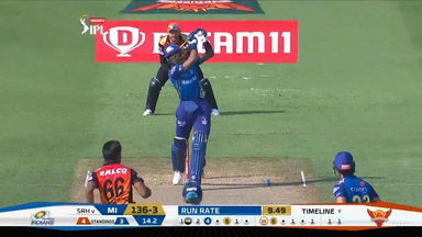 M17: MI vs SRH – Hardik Pandya Six