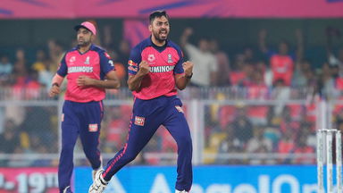W, W: Avesh turns it around with two wickets in one over