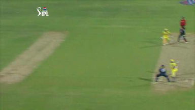 M64: CSK vs DD – Suresh Raina Wicket
