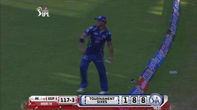 M22: MI vs KXIP–  Wriddhiman Saha Six
