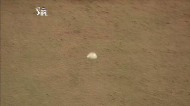 M53: MI vs KKR – Rajat Bhatia Wicket