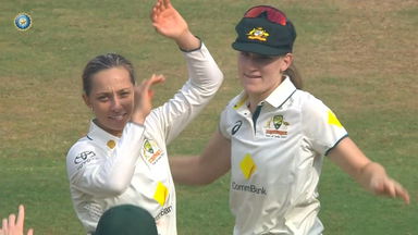 IND-W vs AUS-W 2023-24, 1st Test: IND-W 1st Innings Fall of Wickets