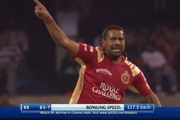 Hat-trick special! Praveen Kumar's Royal Heist