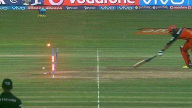 M60: RCB vs SRH – Chris Jordan Wicket