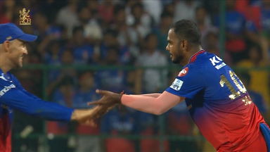 Stump Lights On! Yash Dayal outfoxes Rashid Khan