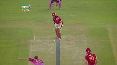 M13: KXIP vs NK –  Virender Sehwag Wicket