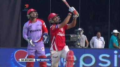 M31: DD vs KXIP – Anureet Singh Six