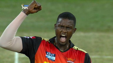 M49: KKR vs SRH  – Fall of Wickets