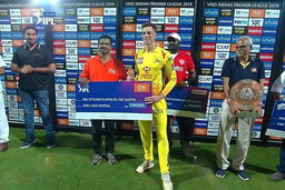 M44: CSK vs MI – fbb Stylish Player of the Match – Mitchell Santner
