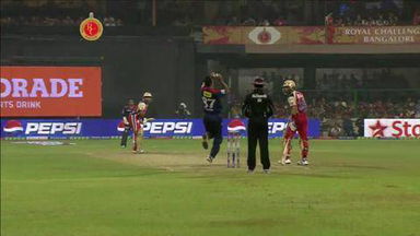 M21: RCB vs DD – Syed Mohammad Wicket