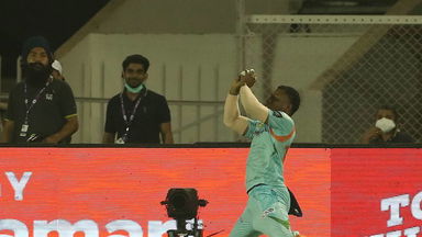 Evin Lewis makes a difficult catch look easy