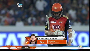 M07: SRH vs MI – Kane Williamson Wicket