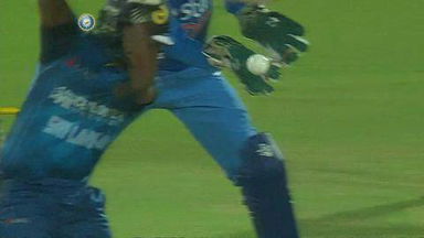 3RD T20I: IND vs SL –  Niroshan Dickwella Wicket