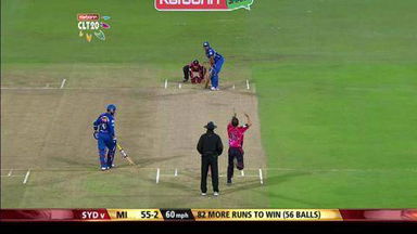M18: MI vs SYD – Rohit Sharma six
