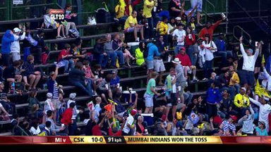 M14: CSK vs MI – Murali Vijay six