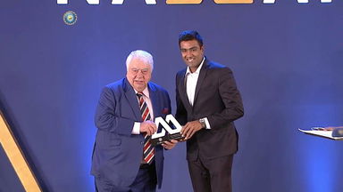 R Ashwin receives the Dilip Sardesai Award