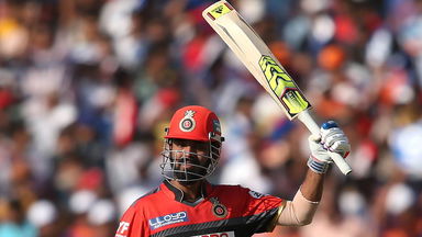 M19: GL vs RCB – Lokesh Rahul 51*