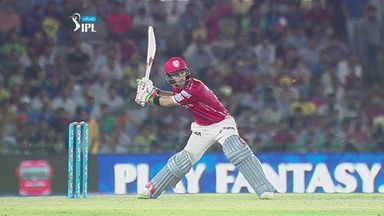 M21: KXIP vs MI – Glenn Maxwell Wicket