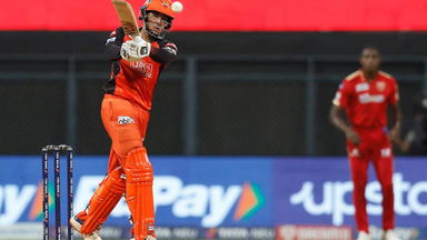 Hammered - Abhishek Sharma tonks a maximum