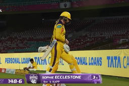 Wicket: Match 7, UP Warriorz vs Delhi Capitals, WPL 2026: Sophie Ecclestone Wicket