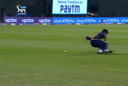 Oops, Mavi messes it up in the field