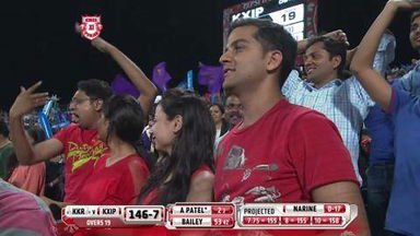 M14: KXIP vs KKR – Axar Patel Wicket