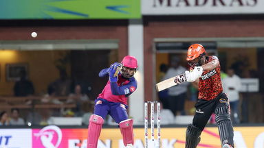 Rahul Tripathi counter-attacks with 37(15)