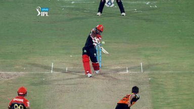 M27: SRH vs RCB – Sachin Baby Wicket