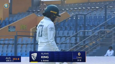 IND-W vs AUS-W 2023-24, 1st Test: Alana King Wicket