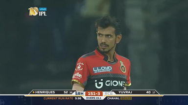 M1: SRH vs RCB – Moises Henriques Wicket