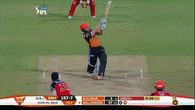 M54: RCB vs SRH – Kane Williamson Six