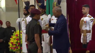 Lt. Colonel MS Dhoni receives Padma Bhushan from the President of India, Shri Ram Nath Kovind