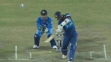 2ND T20I: IND vs SL – Dasun Shanaka Wicket