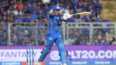4, 6, 4! Captain Pandya gets going