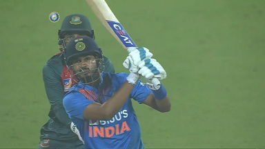 Shreyas Iyer Clobbers a Massive Six