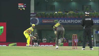 M10: CSK vs SRH –  Suresh Raina Six
