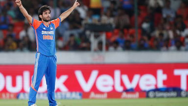 Ravi Bishnoi spins a web with 3/30