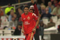 Jumbo Masterclass! Anil Kumble runs through RR with magical 5/5