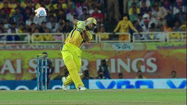 M21: CSK vs KKR –  Ravindra Jadeja Six