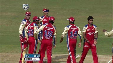 Match 71 DC vs RCB – Akshath Reddy's Wicket