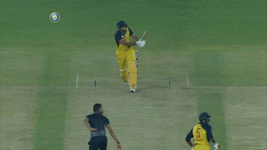4, 4, 1, 4, 4, 1! Baba Aparajith, Shahrukh Khan take on Vaibhav Arora