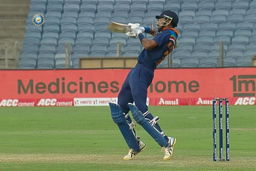IND vs ENG 2021, 1st ODI : Krunal Pandya Six