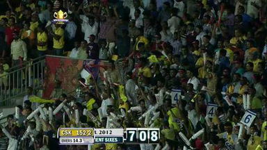 Qualifier 2: CSK vs DD – Dhoni's 2nd Six