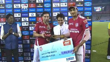 M50: KXIP vs RCB – Man of the Match – Axar Patel