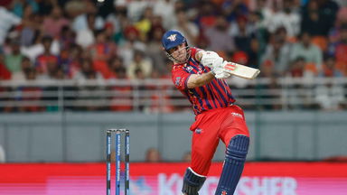 Mitchell Marsh's hard-hitting 40(28)