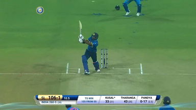 IND vs SL 2017, 2nd T20I: Kusal Perera Six