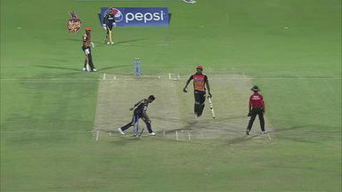 M54: KKR vs SRH – Darren Sammy Wicket