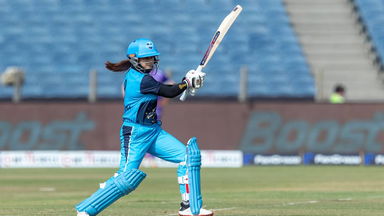 Taniya Bhatia's supporting act of 36(32)