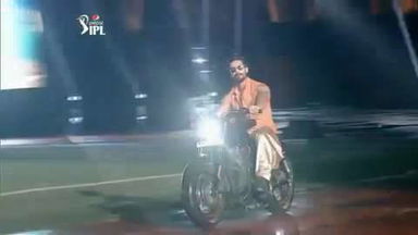 IPL 2015 Opening Nite : Shahid Kapoor enthralls audience with his performance